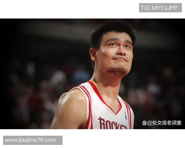 姚明在篮球赛场上的不懈努力与坚持让他无法享受休息时光